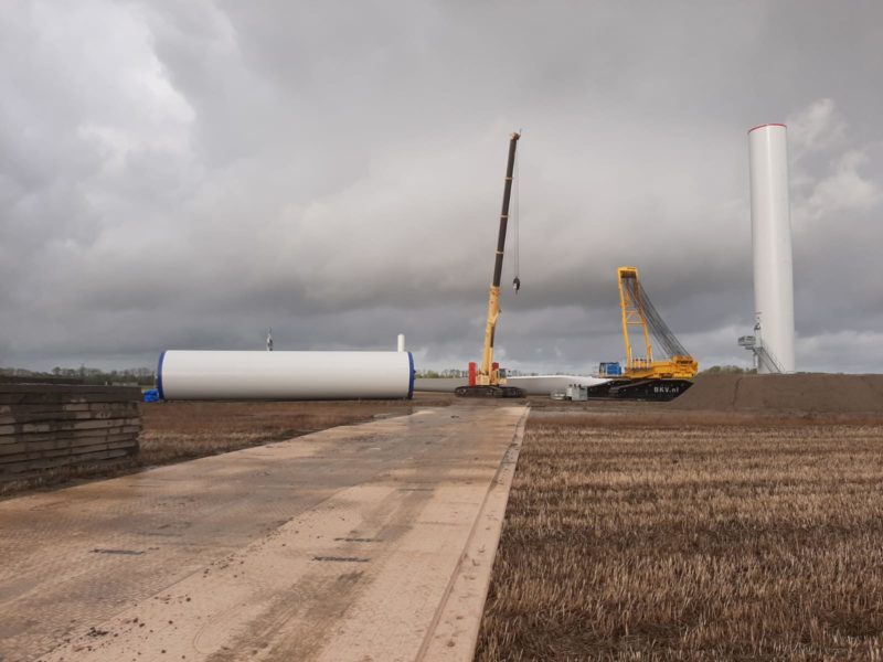 Tijdelijke weg op bouwplaats